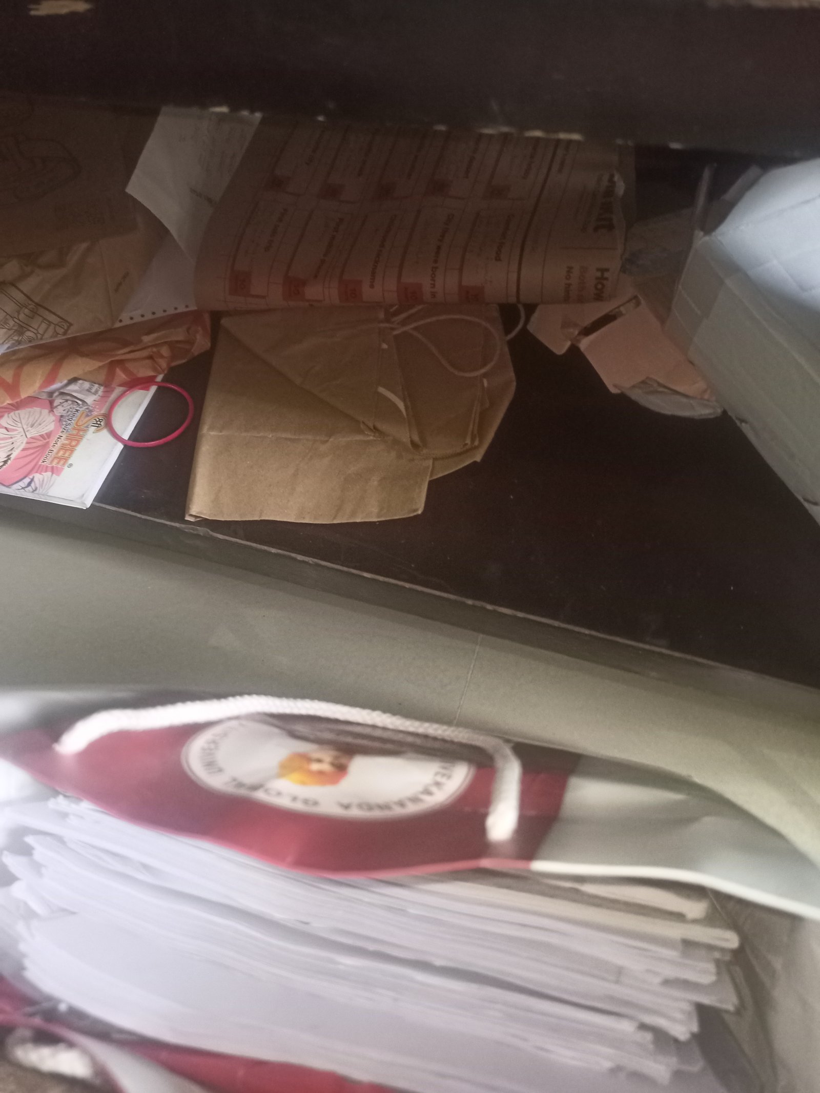 paper college paper 🗞️📜 - photo 5