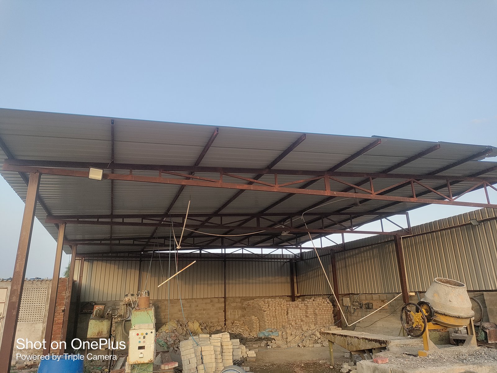 tin shade Natraj sheets and jindal pipe - Scrap & Raw Materials