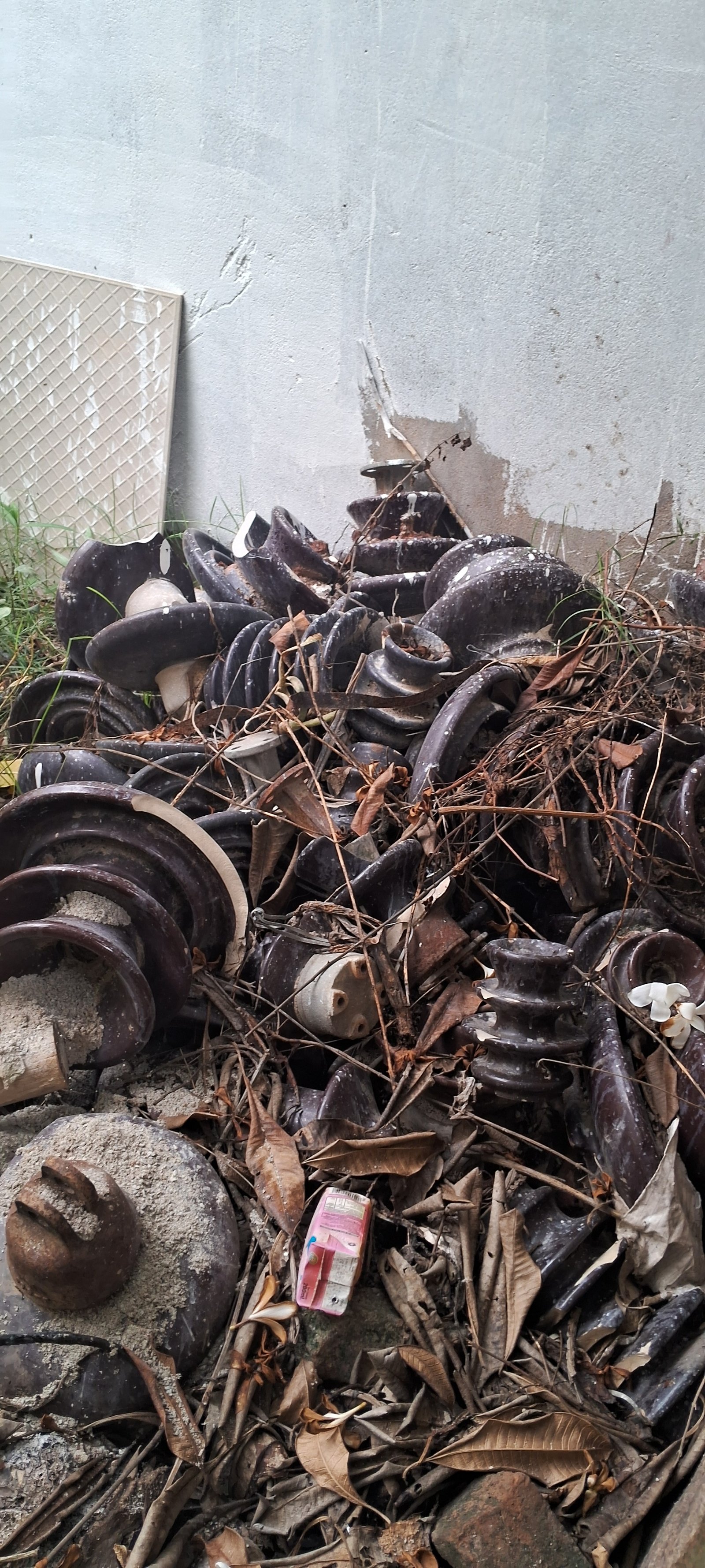 Iron rods - Scrap & Raw Materials
