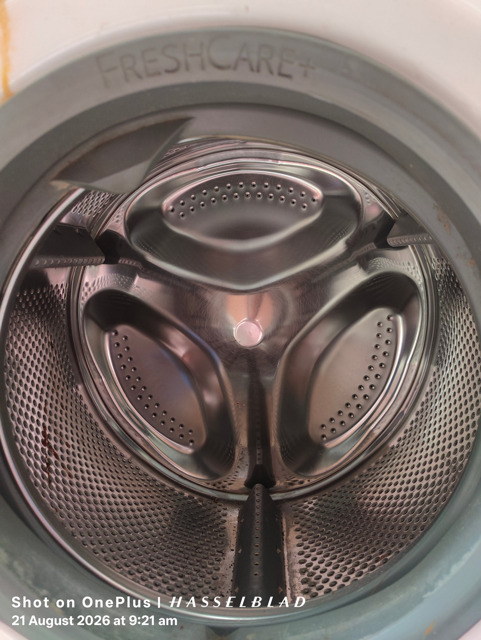 whirlpool automatic frontload washing machine - photo 2