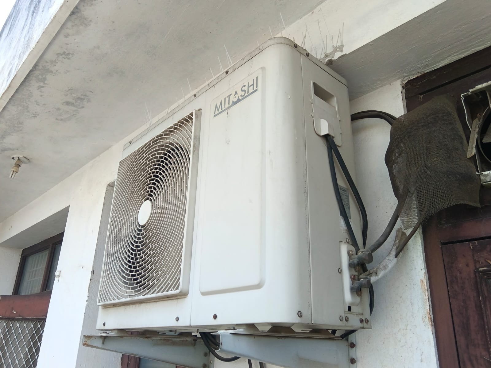 misthibisi non inverter split AC 2 tan 5 star 5 years old - photo 3