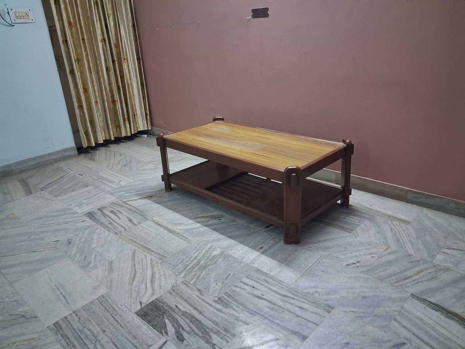 King Double bed, Dressing table, centre table, few small tables - photo 2