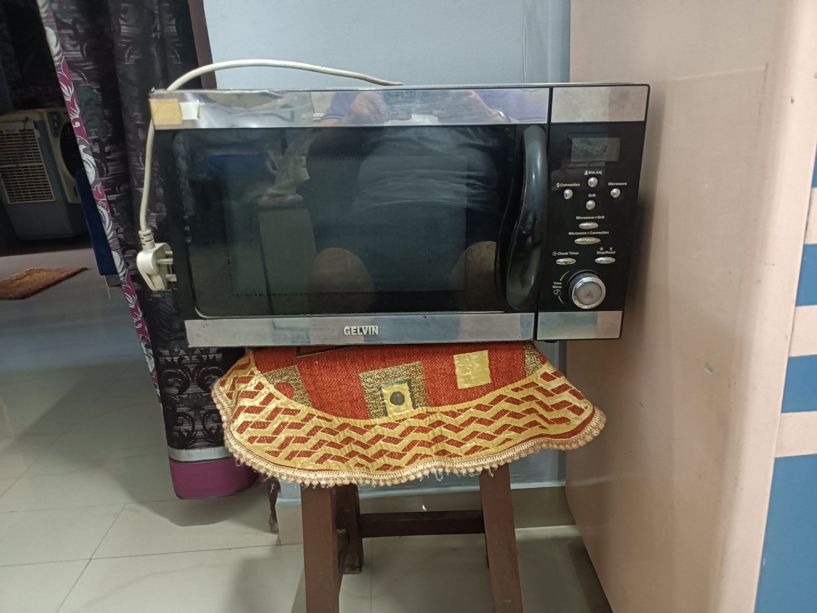 Microwave  Oven Convection 30 litre Gelvin make - Home & Garden