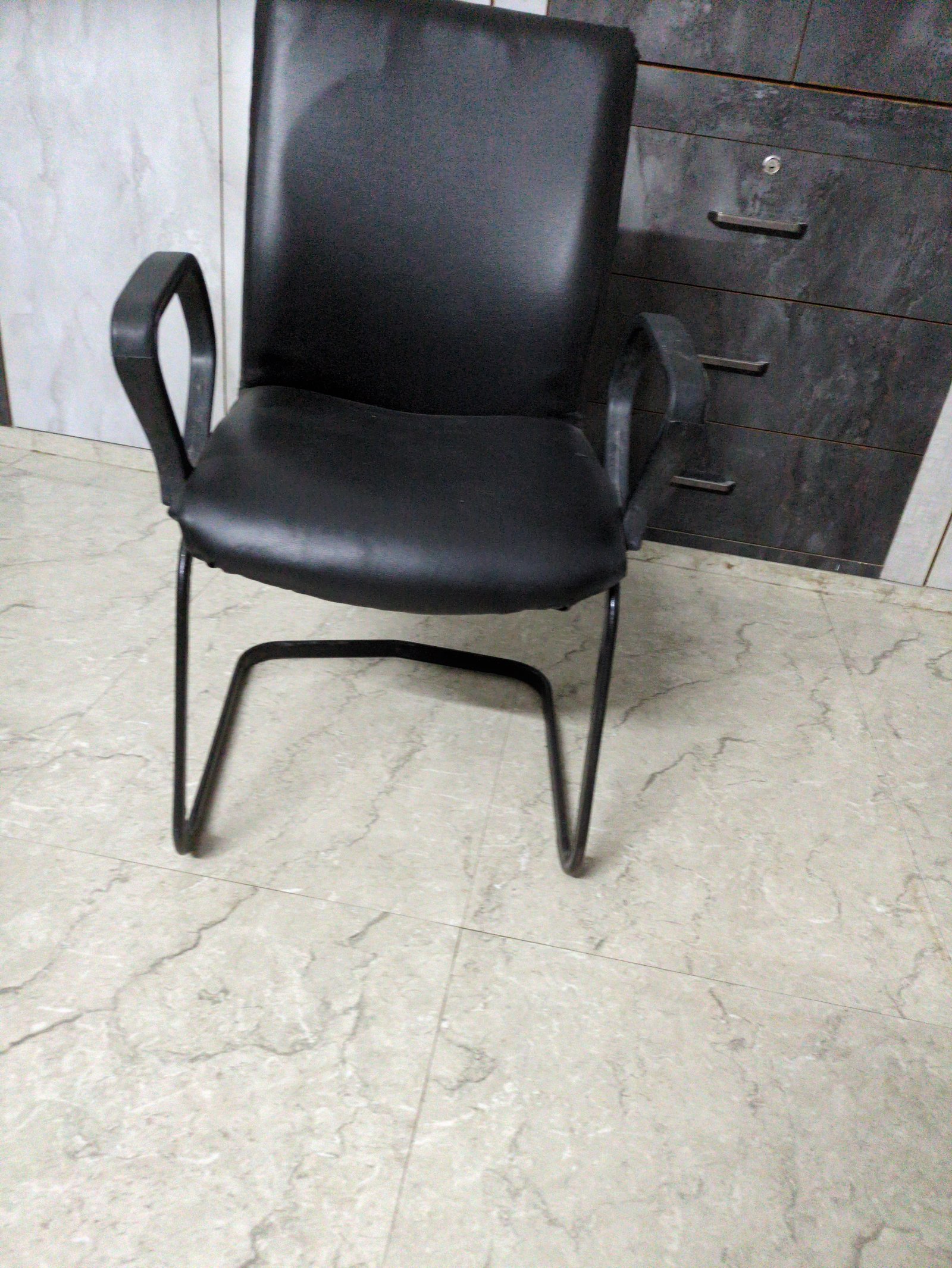 office chair - photo 3