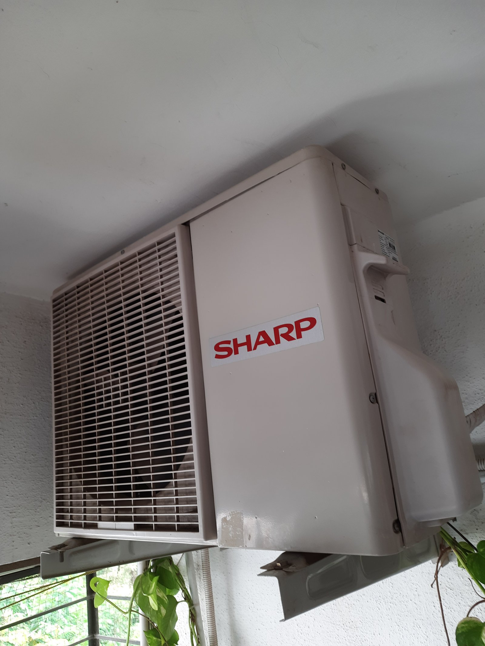 Sharp Split AC 1.2 Ton – (Working Condition) - photo 4
