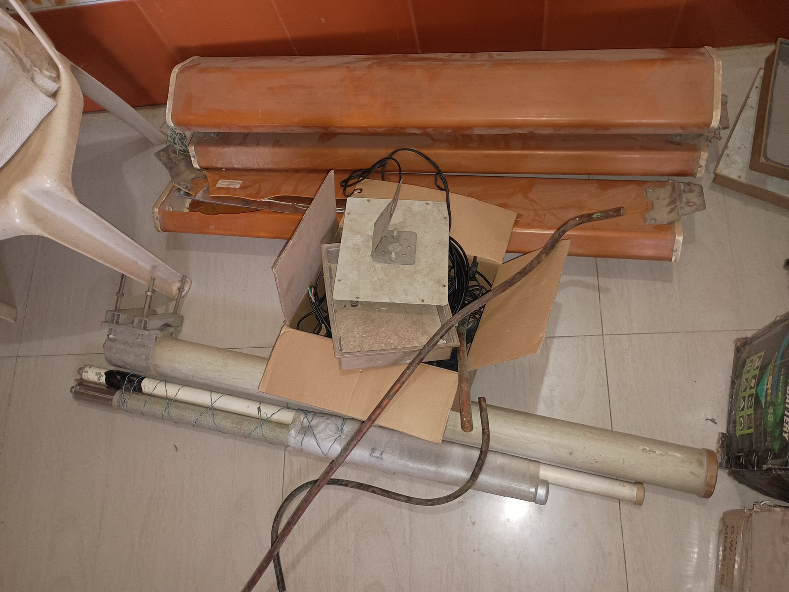 2 cpu, tplink, routers motherboard, tower equipments, etc - Electronics
